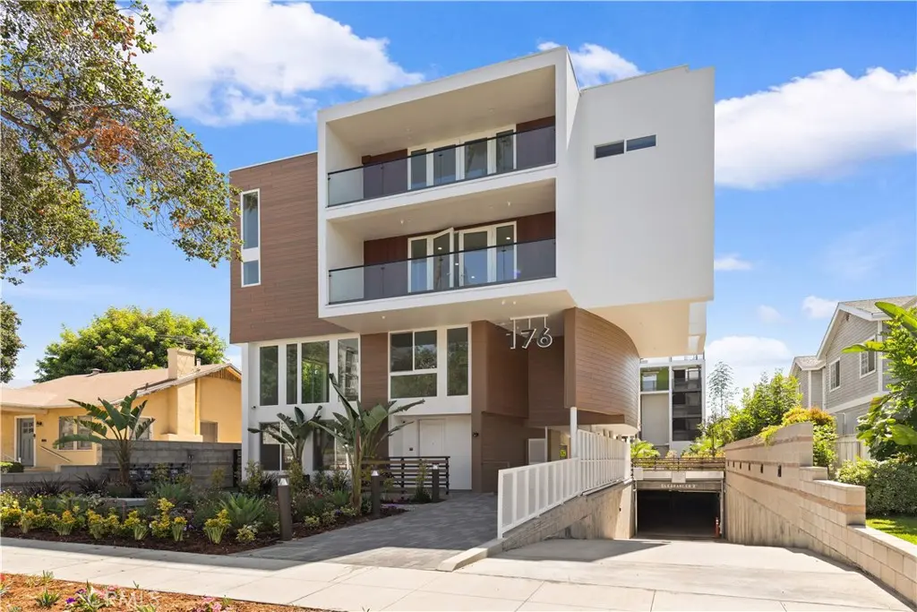 176 N. Catalina Avenue 104, Pasadena, CA — listing photo 1