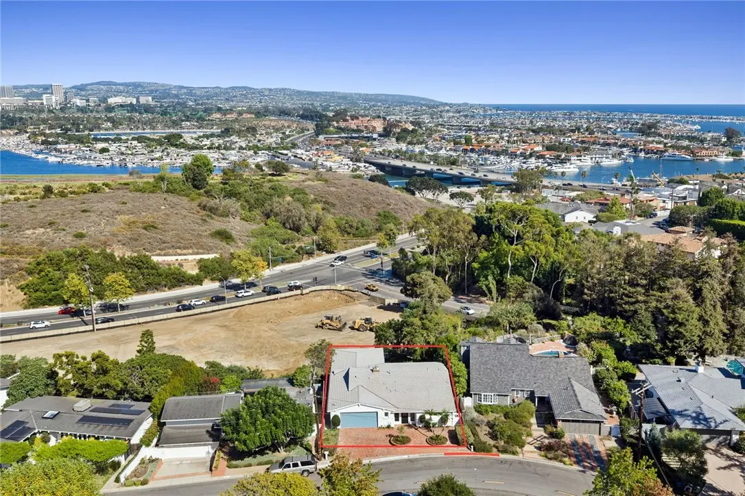 608 Saint James Place, Newport Beach, CA — listing photo 1