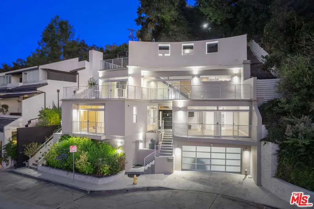11698 Picturesque Drive, Studio City, CA — listing photo 1