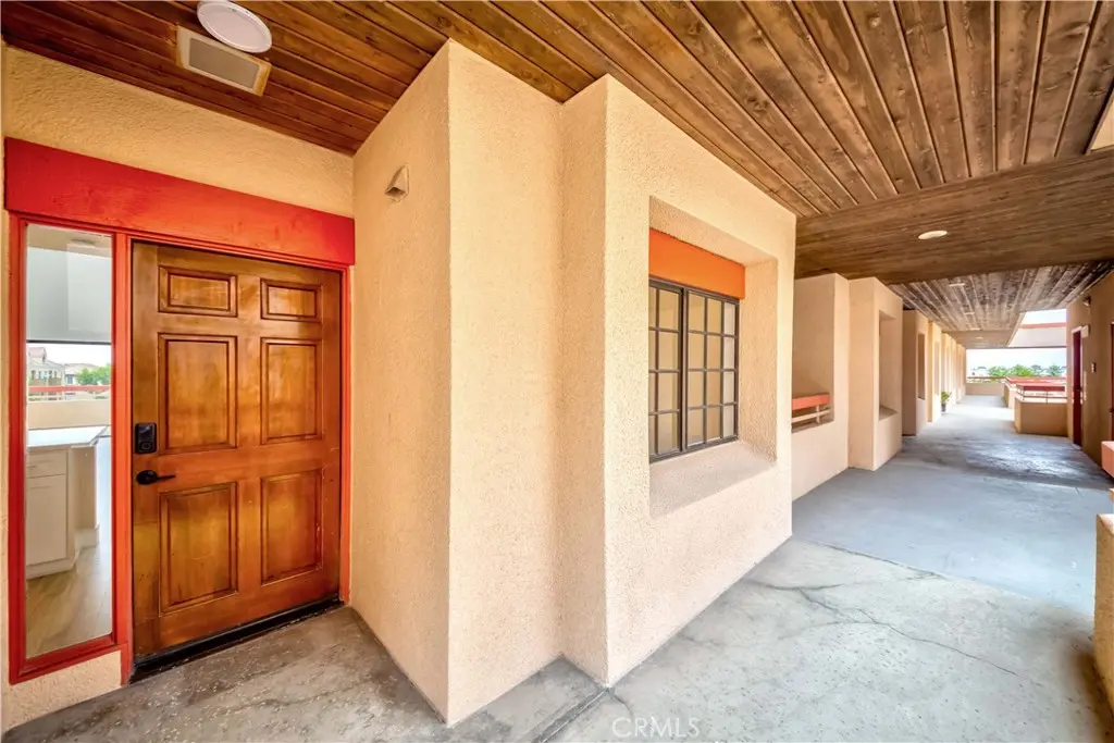 Residential Lease for rent at 941 W Carson 306, Torrance, Los Angeles County, CA featuring 2 beds and 2 baths