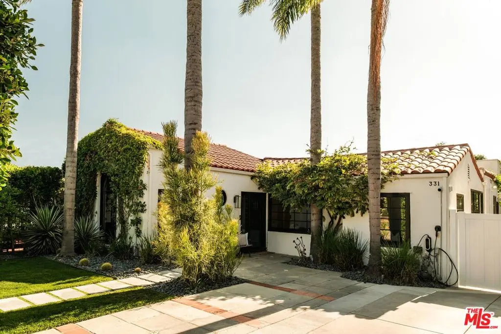 331 N Kilkea Drive, Los Angeles, CA — listing photo 1