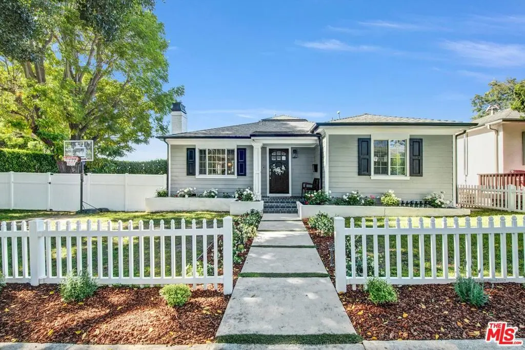 Residential Lease for rent at 12233 Malone Street, Los Angeles, Los Angeles County, CA featuring 3 beds and 4 baths