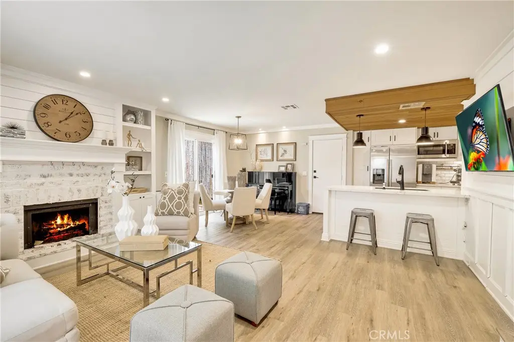 6431 Rugby Avenue E, Huntington Park, CA — listing photo 1