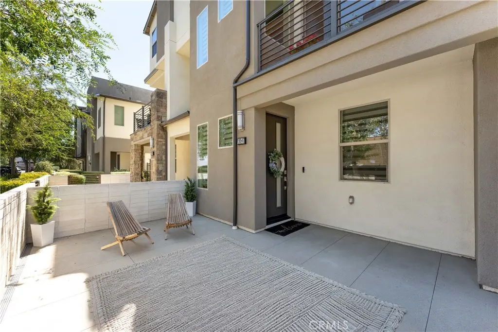 19547 Cardigan, Northridge, CA — listing photo 1