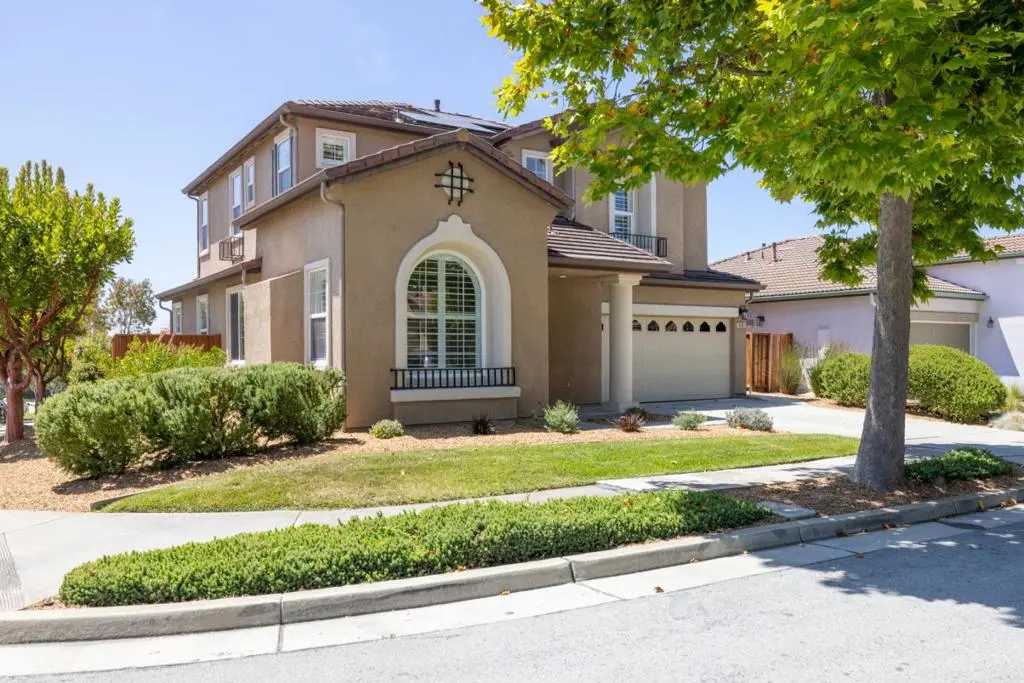 4305 Peninsula Point Drive, Seaside, CA — listing photo 1