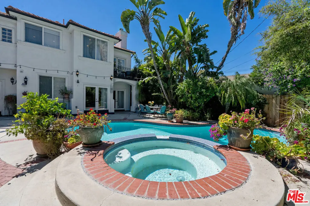 4544 Tobias Avenue, Sherman Oaks, CA — listing photo 1