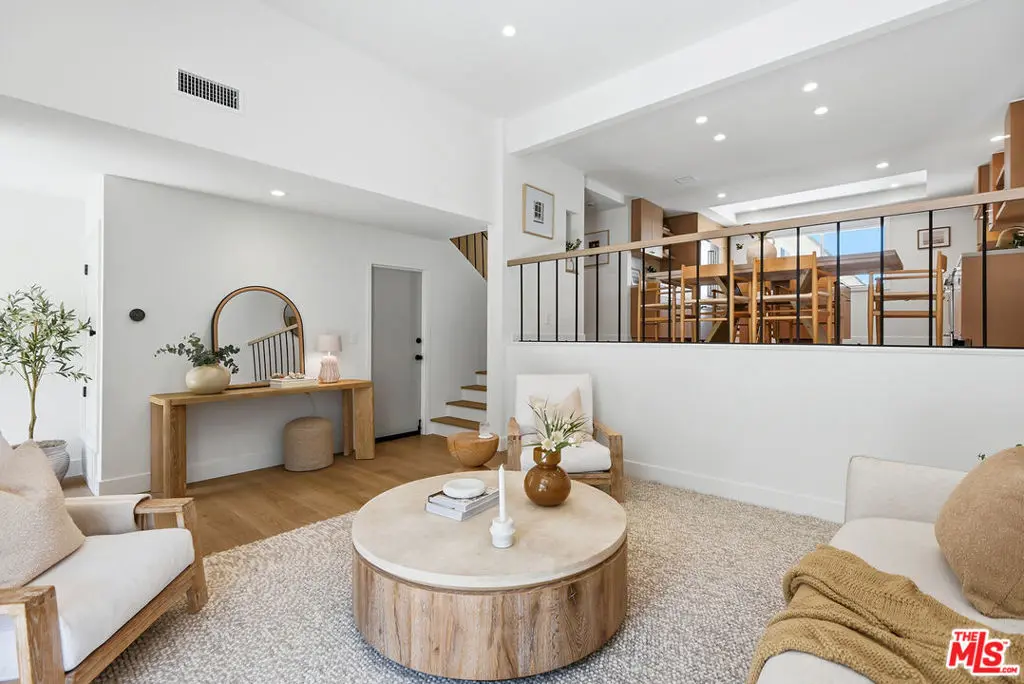 4800 La Villa Marina C, Marina Del Rey, CA — listing photo 1