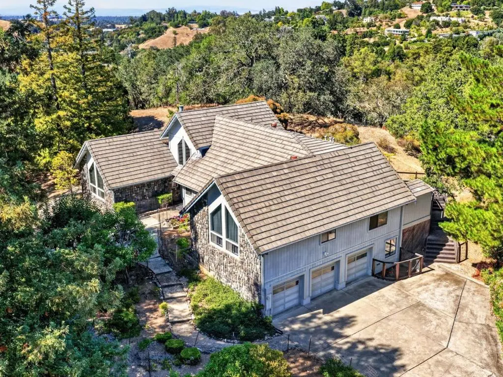 Single Family Residence for sale at 13204 Wright Way, Los Altos Hills, CA featuring 4 beds and 4 baths