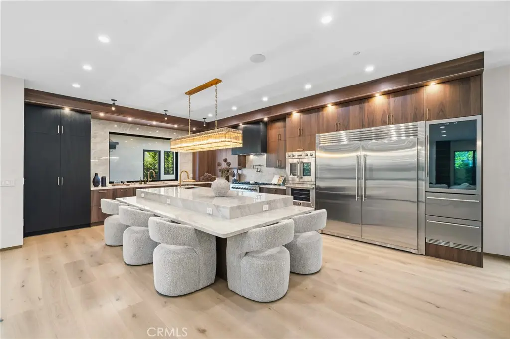 4842 Fulton Avenue, Sherman Oaks, CA — listing photo 1