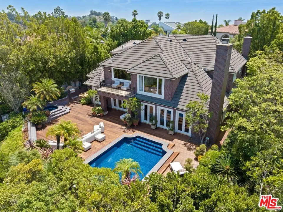 12053 Crest Court, Los Angeles, CA — listing photo 1