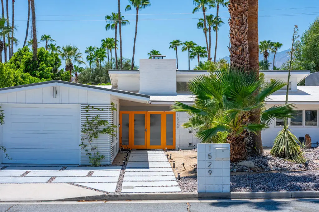 1529 S Riverside Drive, Palm Springs, CA — listing photo 1