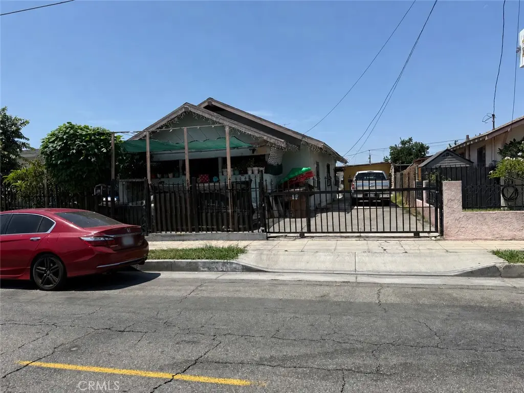 321 N Willowbrook, Compton, CA — listing photo 1