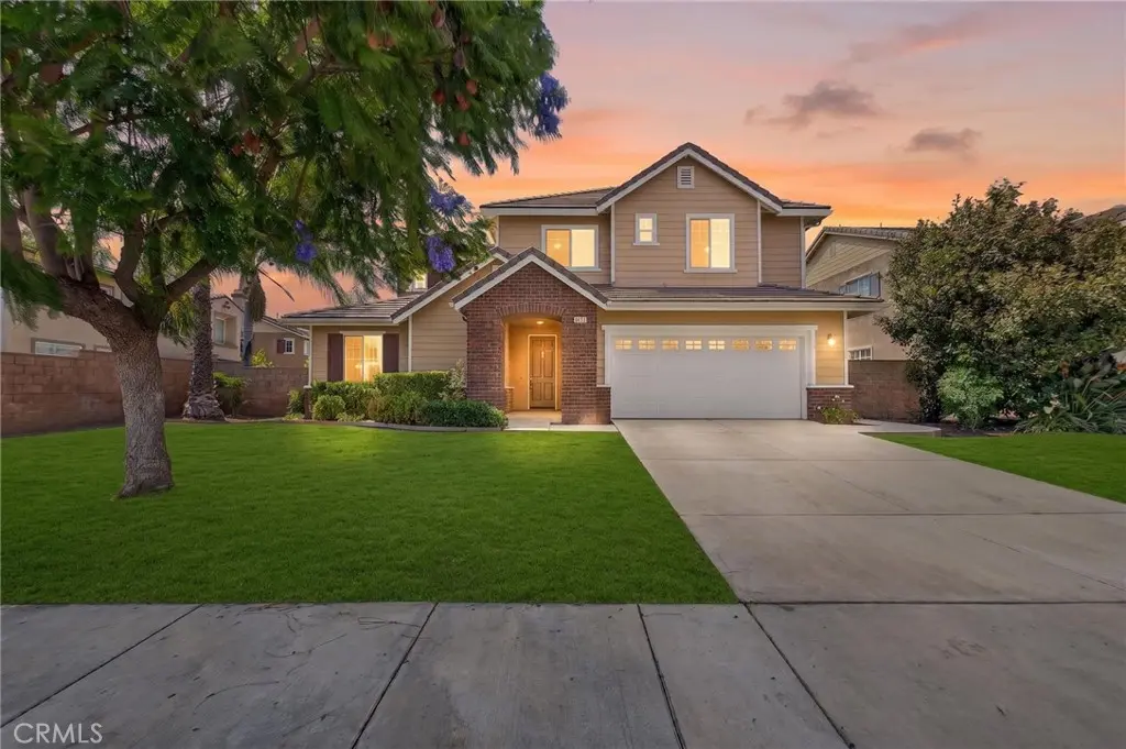 Single Family Residence for sale at 32118 Copper Crest, Temecula, CA featuring 4 beds and 3 baths