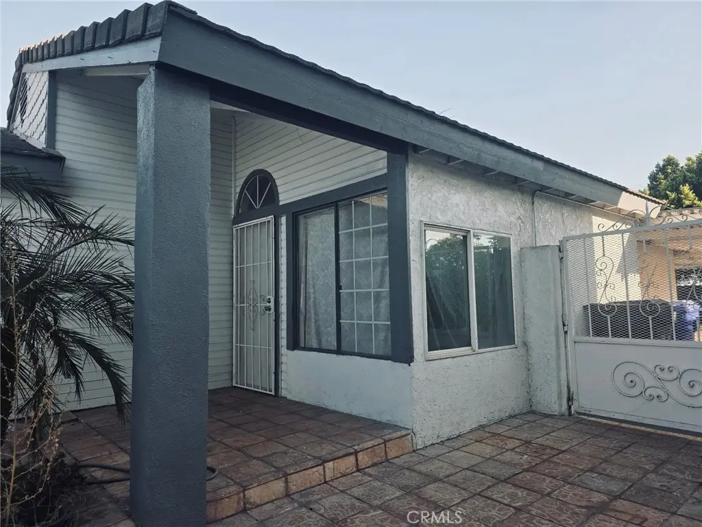 3089 Cardamon, Rialto, CA — listing photo 1
