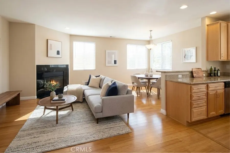 5430 Bellingham Avenue 104, Valley Village, CA — listing photo 1