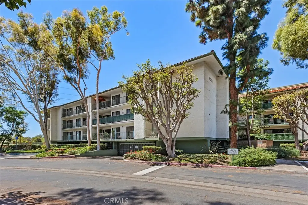 7215 Apricot, Irvine, CA — listing photo 1