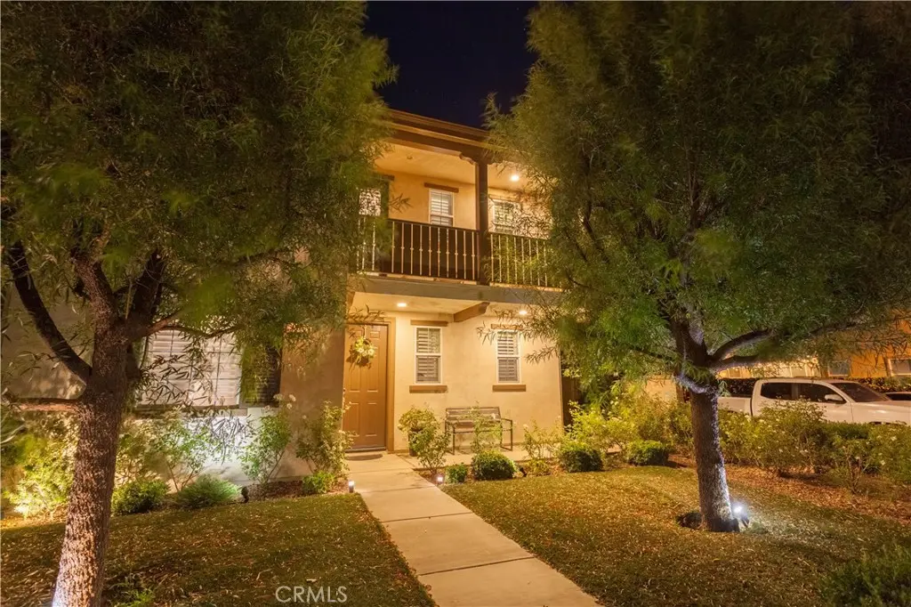 28502 Vista Del Rio, Valencia, CA — listing photo 1