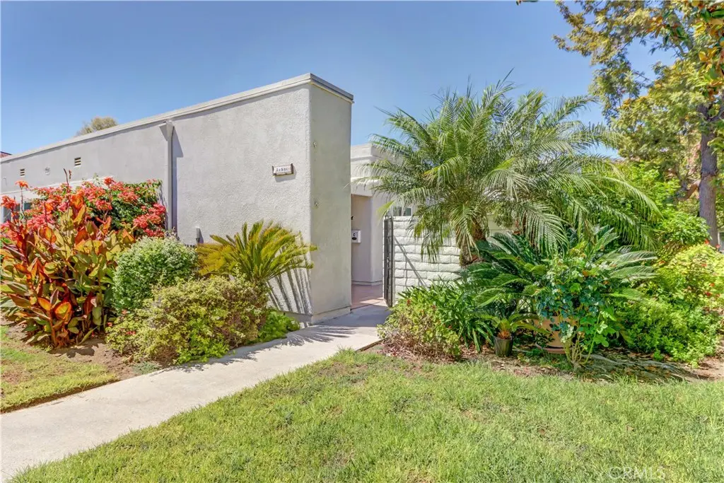 2159 Via Mariposa E C, Laguna Woods, CA — listing photo 1