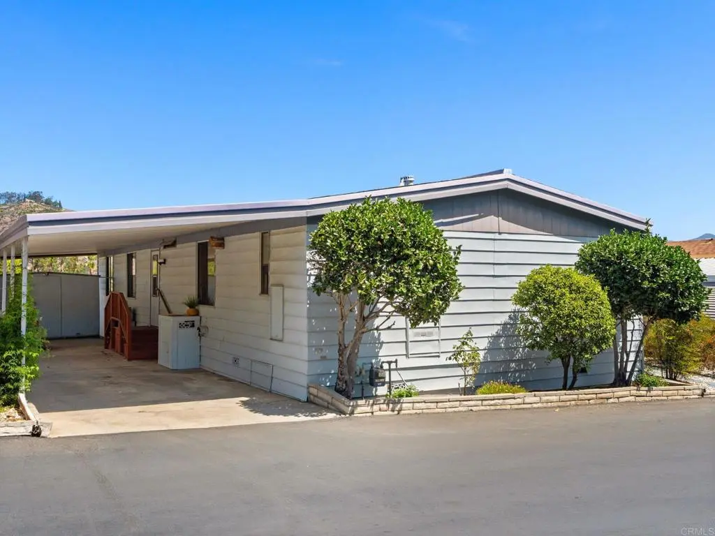 4650 Dulin Road SPC 120, Fallbrook, CA — listing photo 1