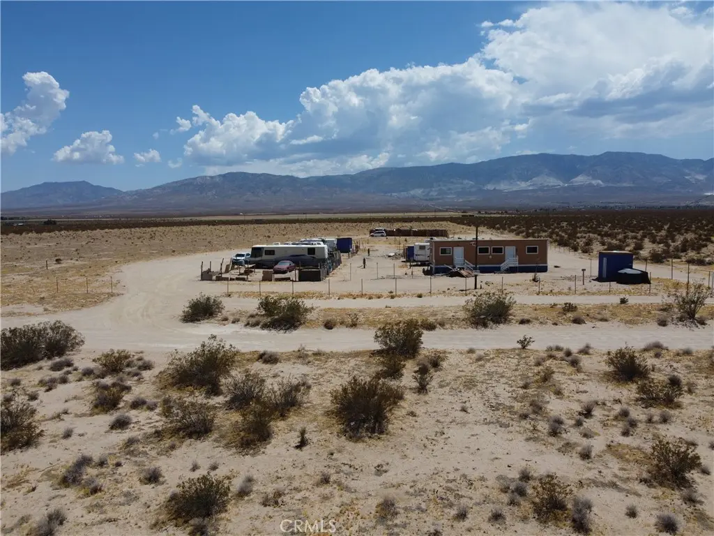 37051 Pearl, Lucerne Valley, CA — listing photo 1