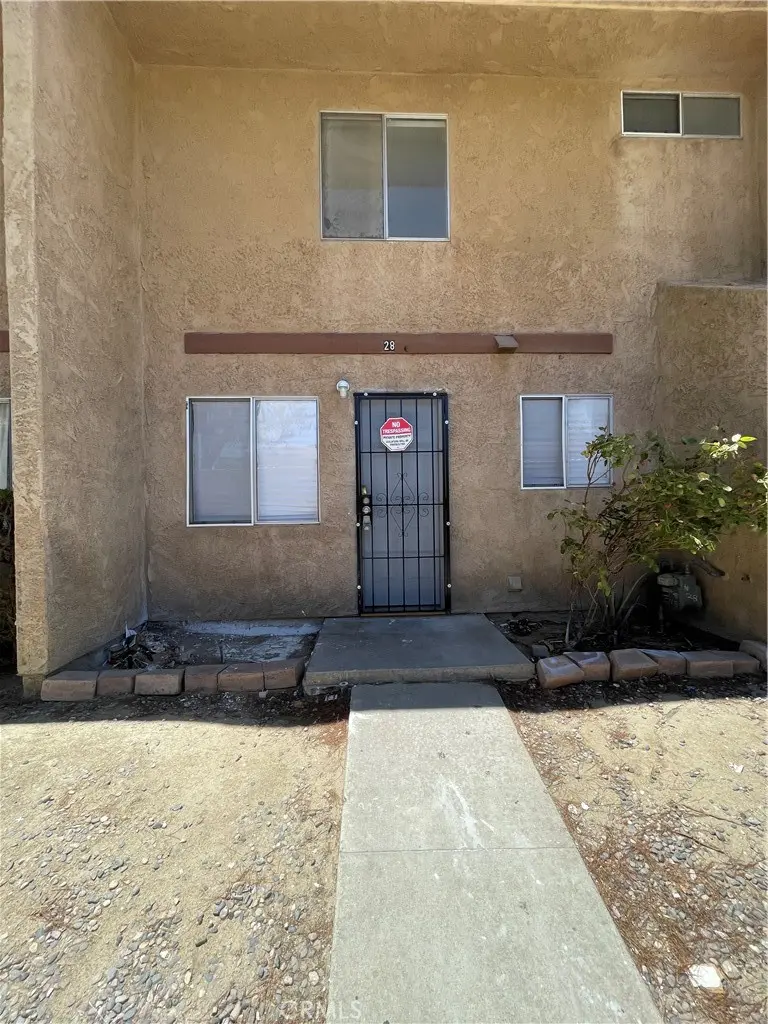 14299 La Paz Drive 28 A, Victorville, CA — listing photo 1