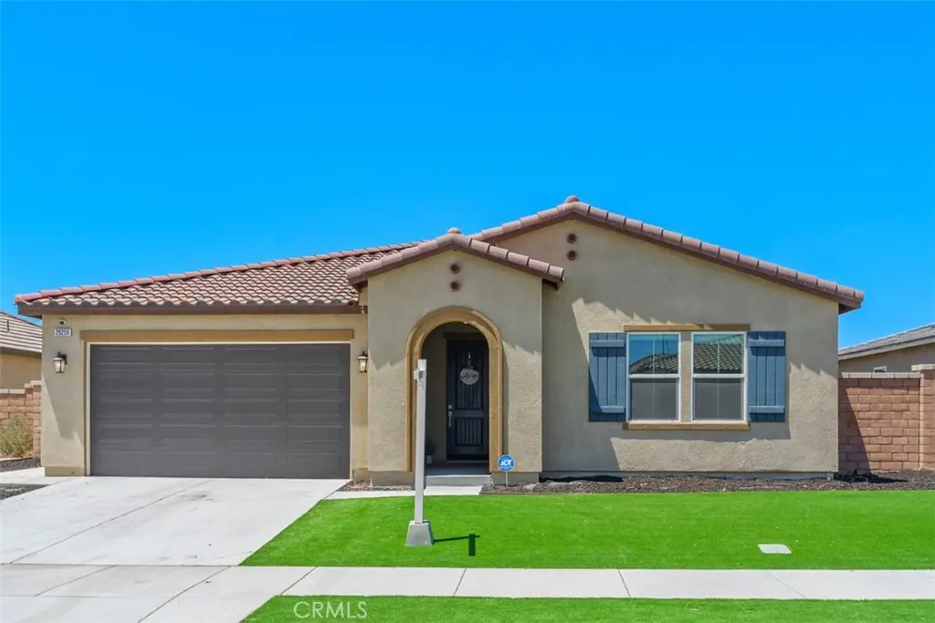 29259 Outback, Winchester, CA — listing photo 1