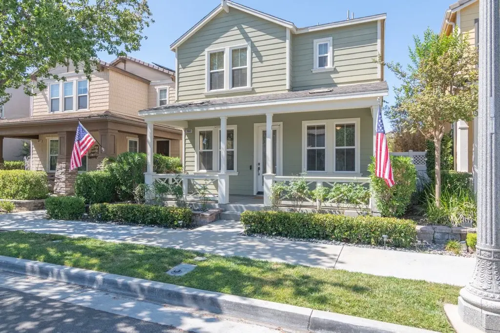 Single Family Residence for sale at 28869 Boothbay, Temecula, CA featuring 4 beds and 3 baths