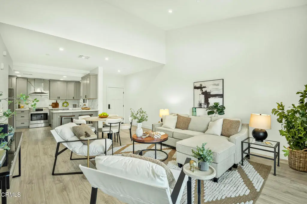 2608 Honolulu Avenue 311, Montrose, CA — listing photo 1