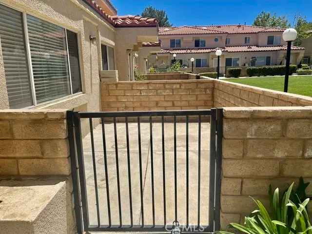 Residential Lease for rent at 43469 W 30th Street W 1, Lancaster, Los Angeles County, CA featuring 3 beds and 3 baths
