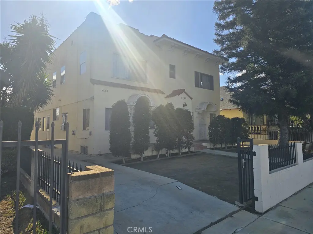Triplex for sale at 620 W 41st, Los Angeles, CA