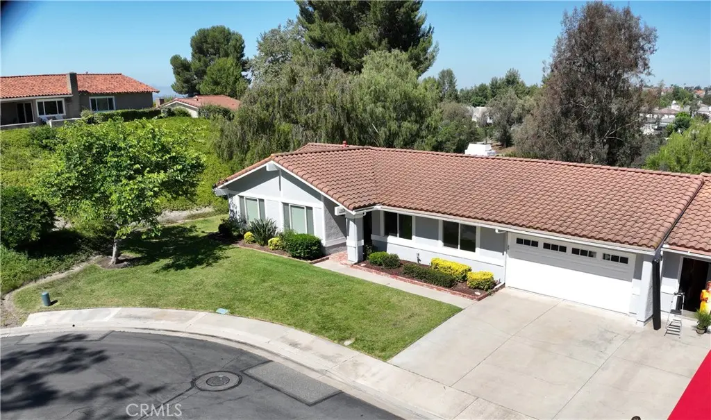 Single Family Residence for sale at 23531 Via Murillo, Mission Viejo, CA featuring 3 beds and 2 baths