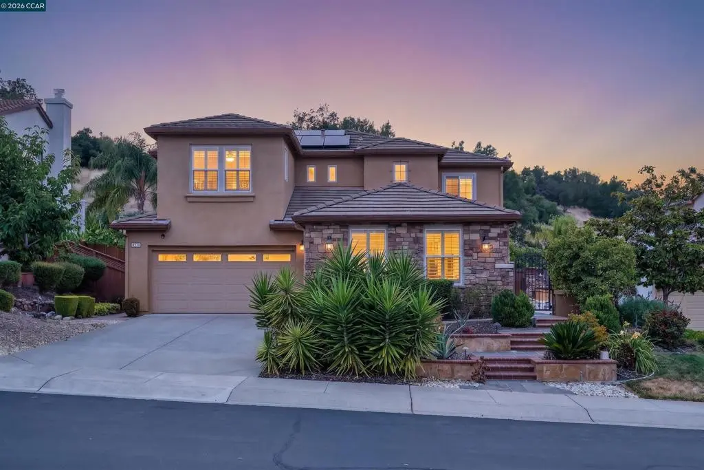 Single Family Residence for sale at 5210 S Montecito Dr, Concord, CA featuring 4 beds and 3 baths