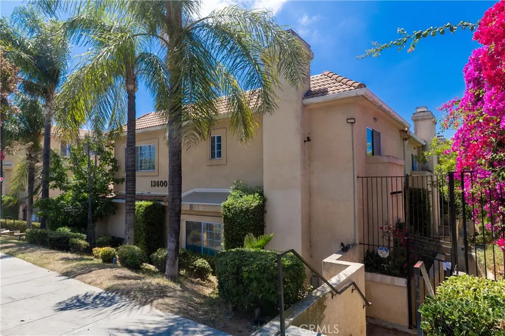 13600 Foothill, Sylmar, CA — listing photo 1