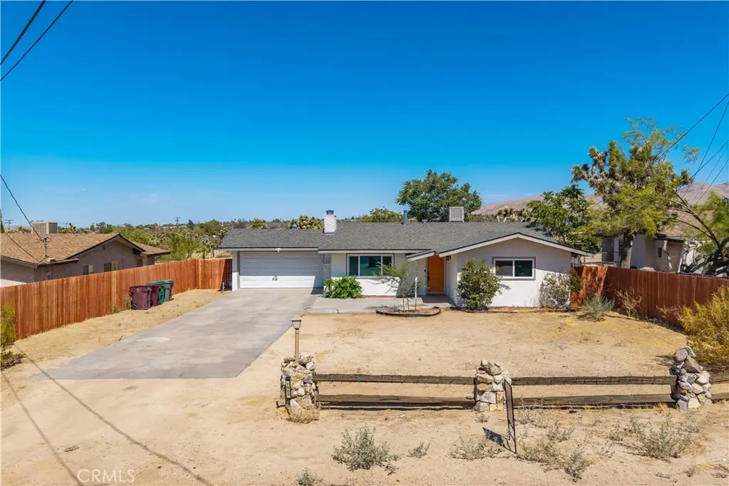 7563 Valley Vista Avenue, Yucca Valley, CA — listing photo 1