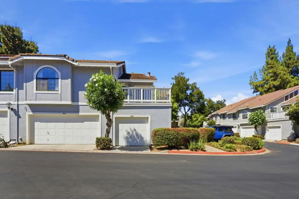 Condominium for sale at 2538 Yerba Hills Court, San Jose, CA featuring 3 beds and 2 baths