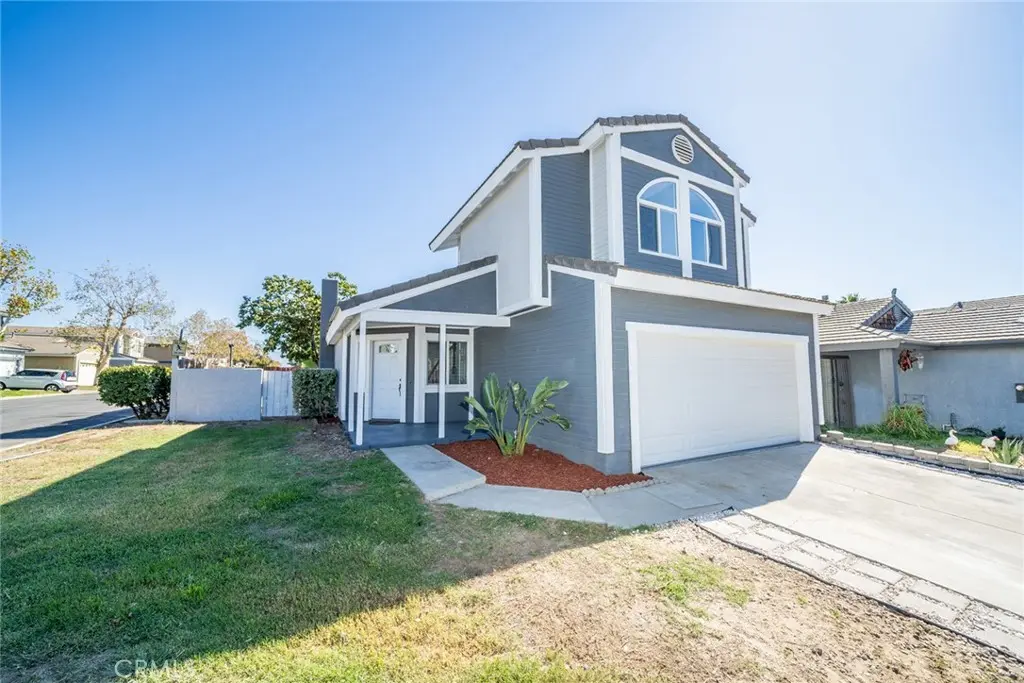 827 S Tamarisk Avenue, Rialto, CA — listing photo 1