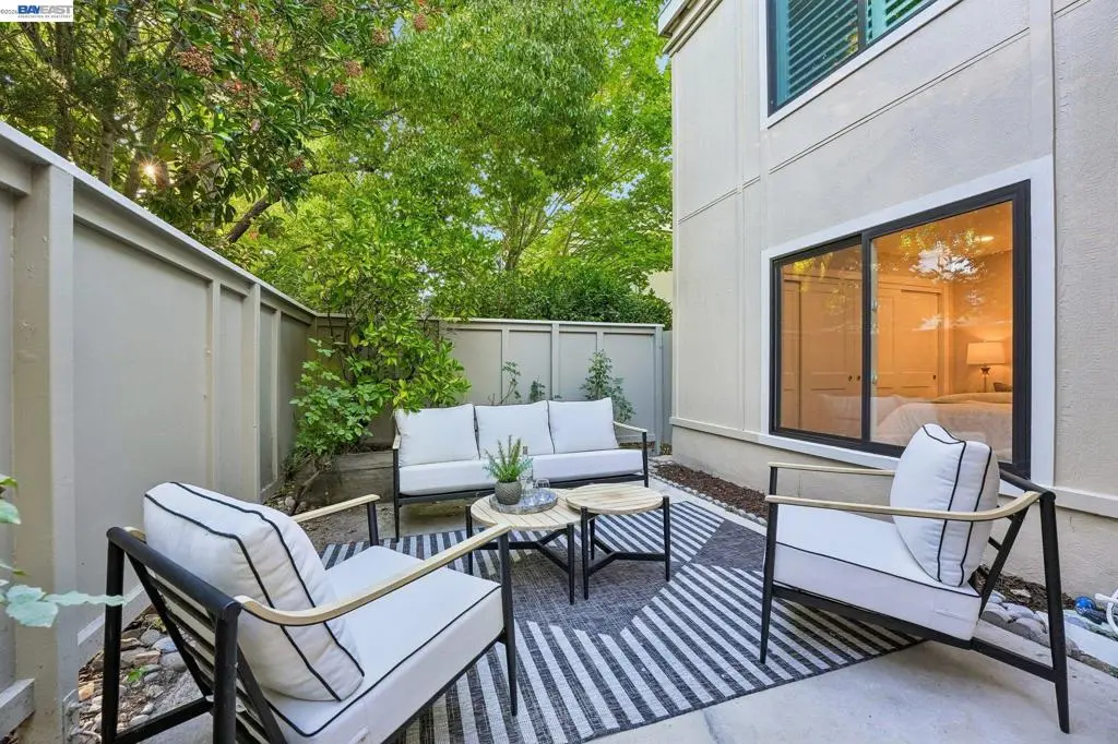 2749 Pine Knoll Drive #2, Walnut Creek, CA — listing photo 1