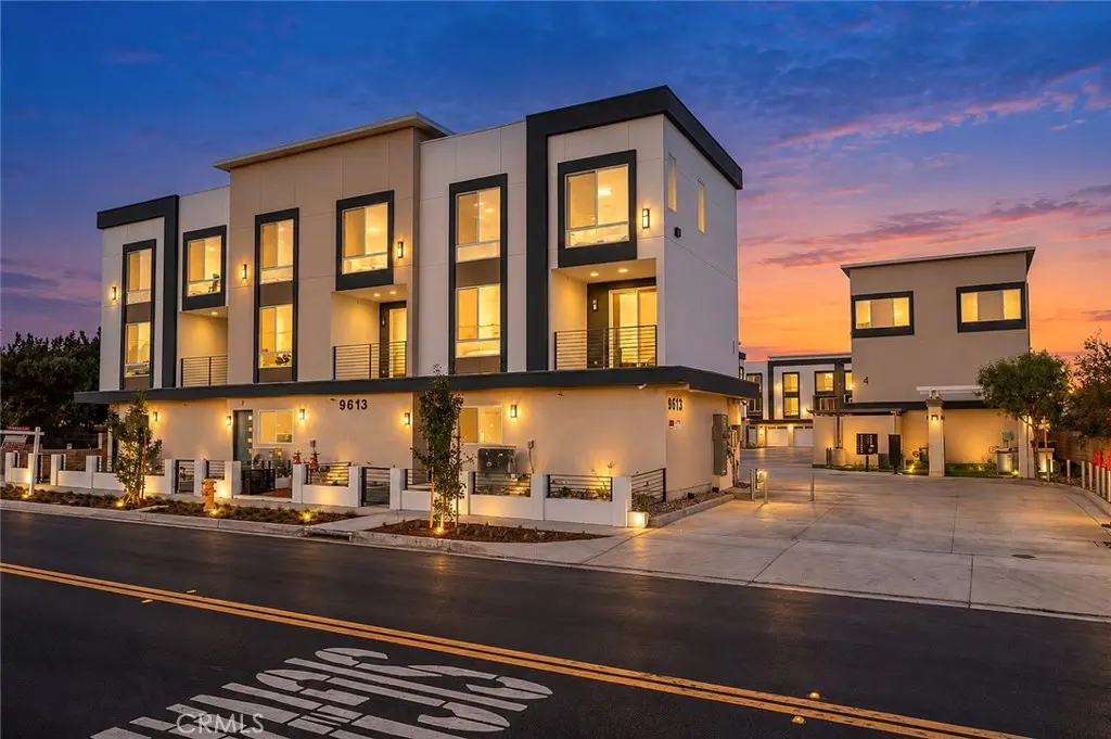 Apartment for rent at 9613 Juniper Avenue 2, Fontana, CA featuring 2 beds and 3 baths