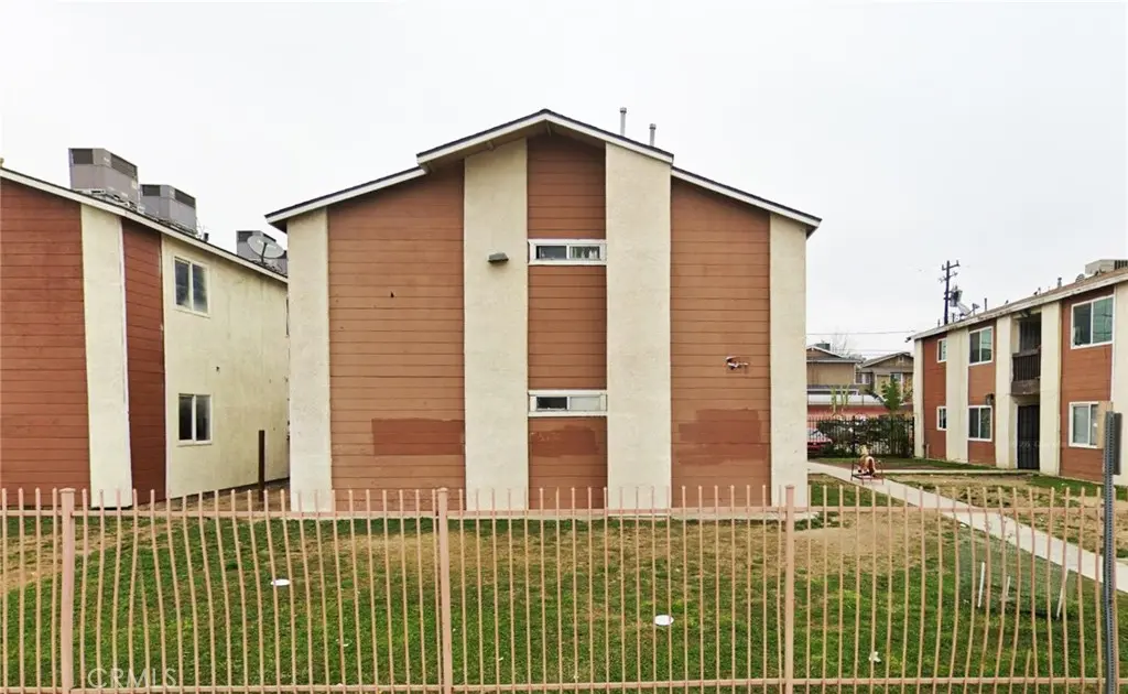Quadruplex for sale at 1316 Flower Street, Bakersfield, CA