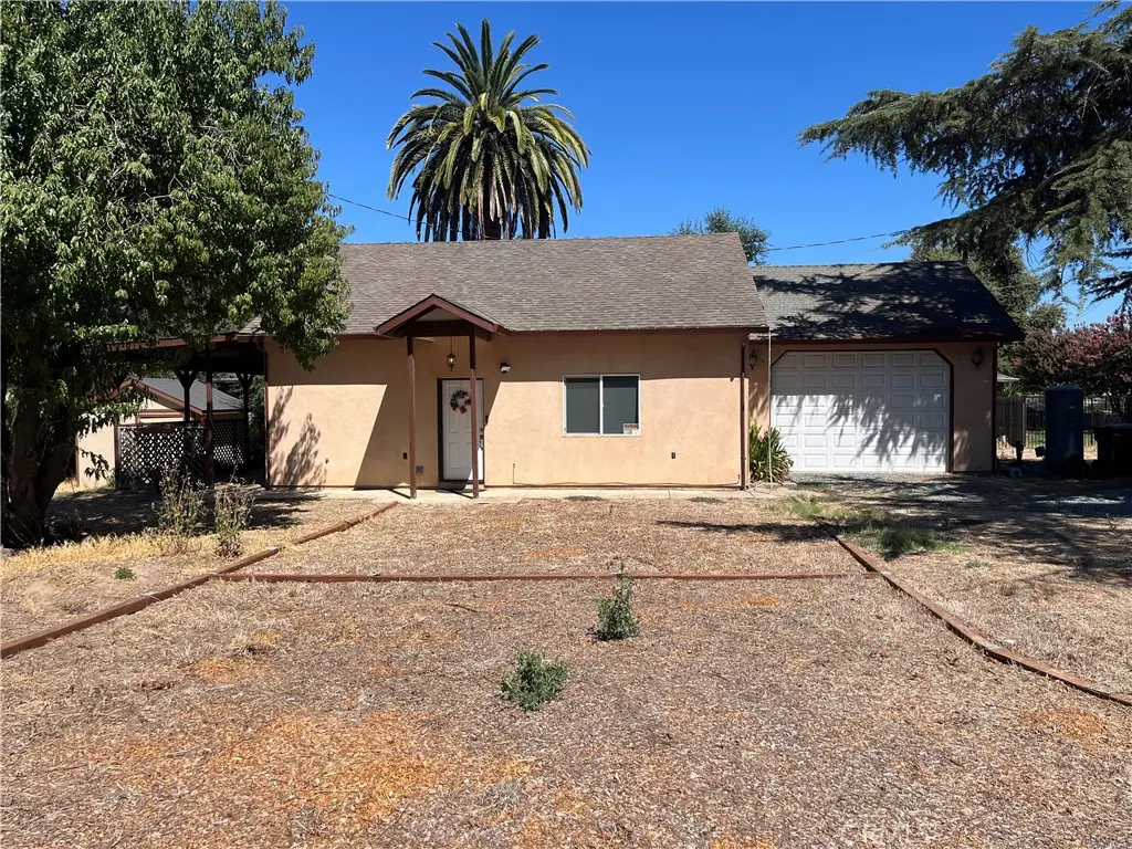 Single Family Residence for sale at 9835 Harvey, Galt, CA featuring 2 beds and 1 bath