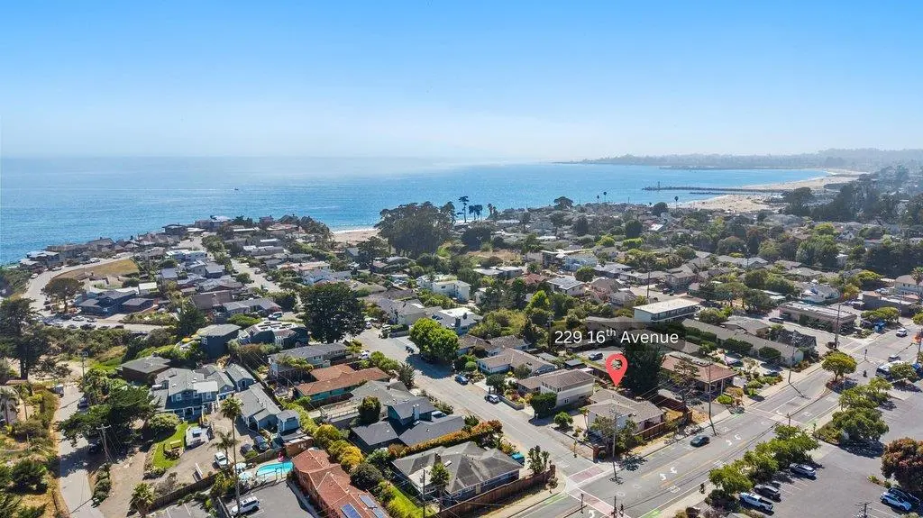 Single Family Residence for sale at 229 16th Avenue, Santa Cruz, CA featuring 4 beds and 2 baths