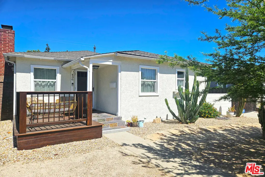 Single Family Residence for rent at 436 N Cordova Street, Burbank, CA featuring 3 beds and 1 bath