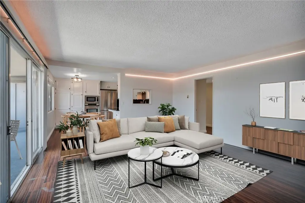 2940 W Carson 211, Torrance, CA — listing photo 1