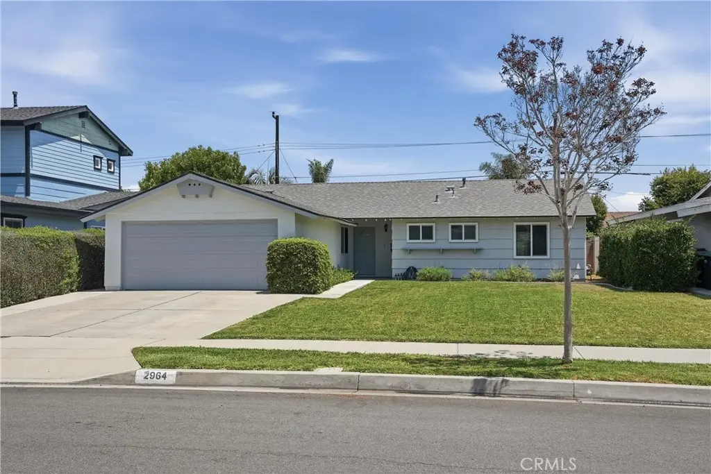 2964 Redwood, Costa Mesa, CA — listing photo 1