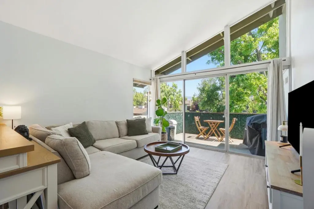 55 Massolo Drive H, Pleasant Hill, CA — listing photo 1
