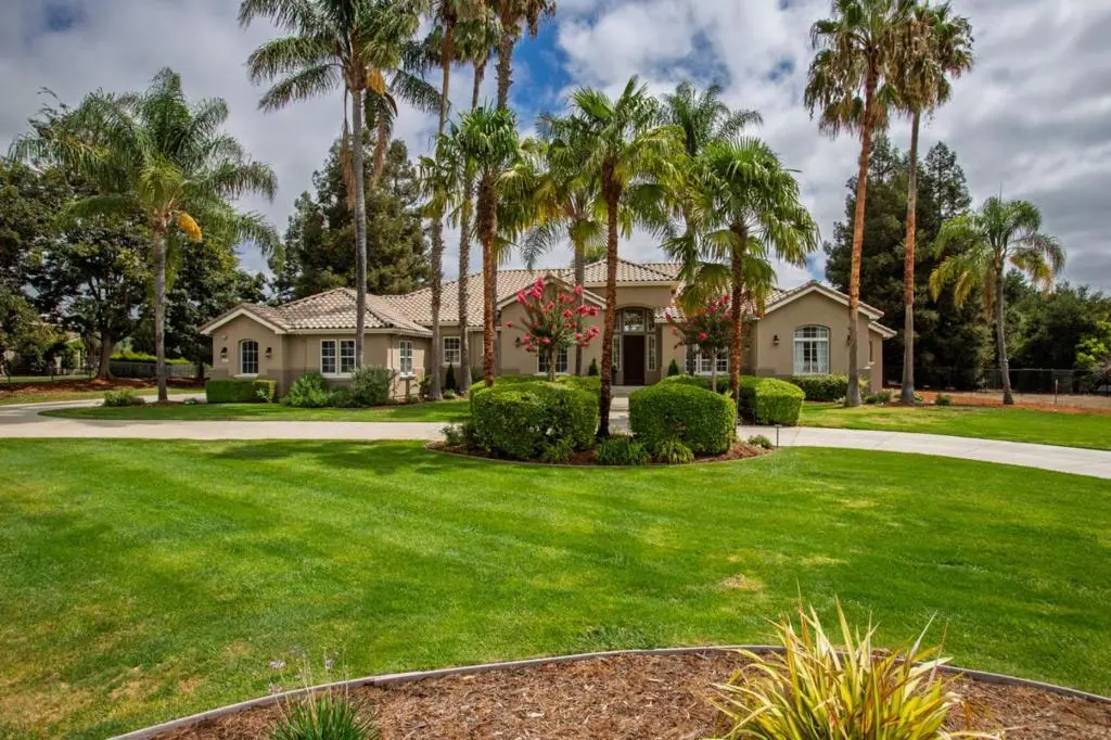 Single Family Residence for sale at 10746 Green Valley Drive, Gilroy, CA featuring 4 beds and 4 baths