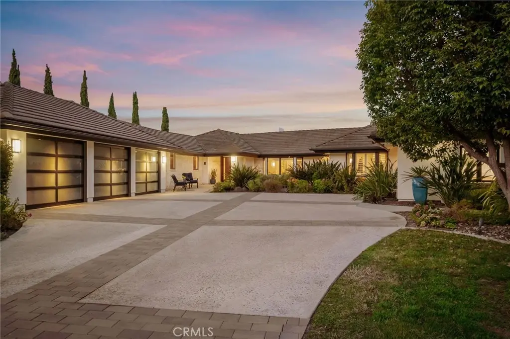31752 Via Ana, San Juan Capistrano, CA — listing photo 1