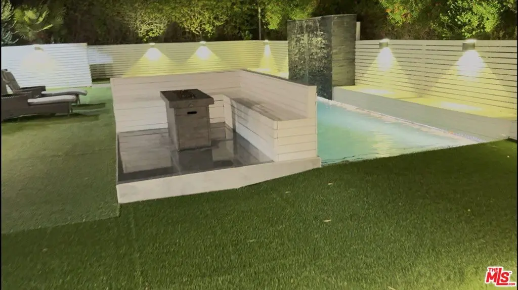 Residential Lease for rent at 20716 Nashville Street, Los Angeles, Los Angeles County, CA featuring 4 beds and 2 baths