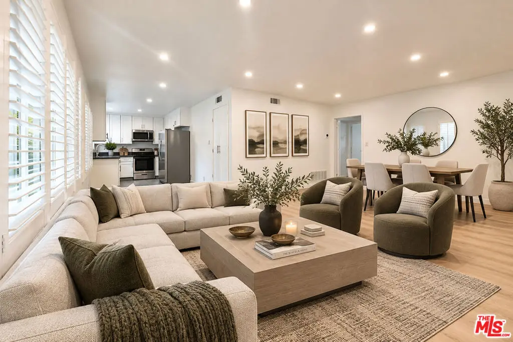 Residential Lease for rent at 1512 S Bedford Street 2, Los Angeles, Los Angeles County, CA featuring 3 beds and 2 baths