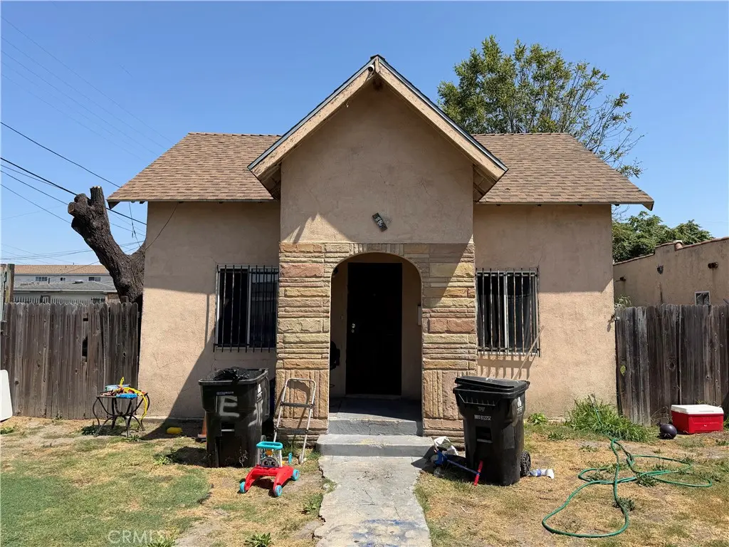 Single Family Residence for sale at 315 E 91st, Los Angeles, CA featuring 2 beds and 2 baths
